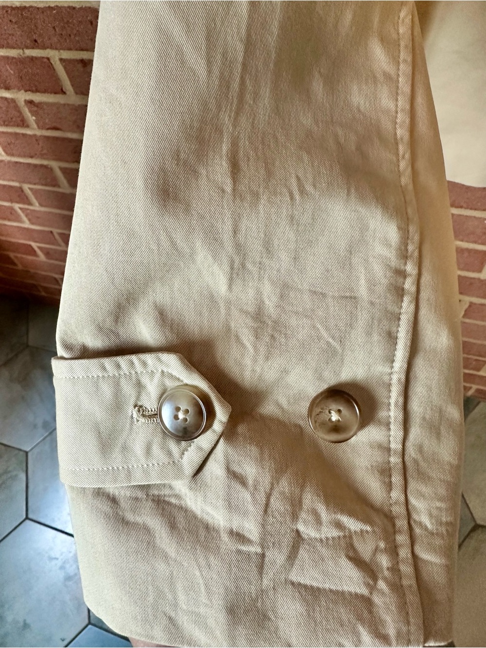 Tuckernuck Beige Cropped Trench Jacket - Picture 7 of 9